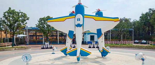 玻璃鋼在景觀(guān)雕塑中的運(yùn)用